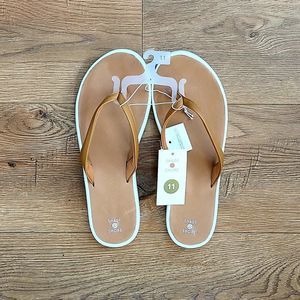 Women's Sandals Flip Flops Non Marking Extra Padding Ultimate Comfort NWT